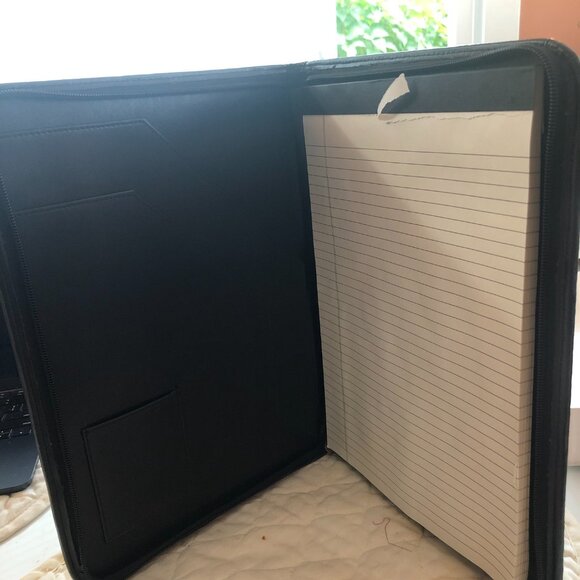 Black leather portfolio with zipper closure in original box - Picture 6 of 6